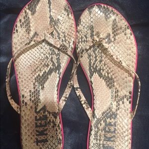 TKEES flip flops